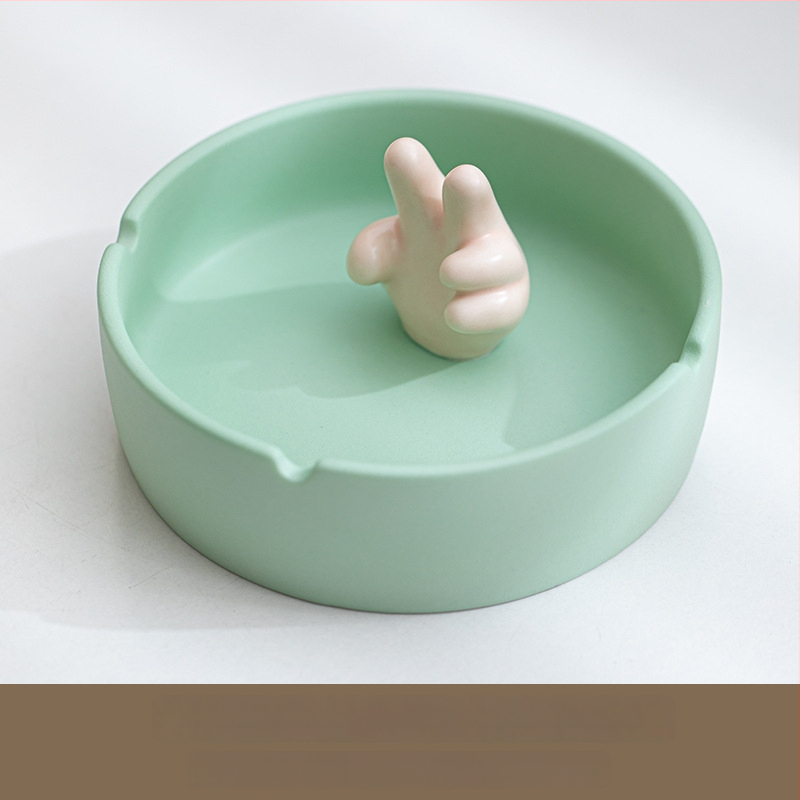 Keramický popolník s mačkou z karikatúry – vetru odolný, s tlačou loga, na dekoráciu a skladovanie, zbierka