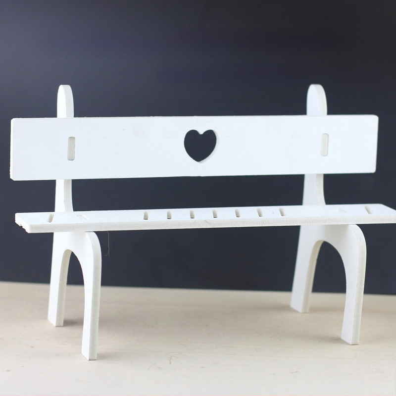 Remeselná visiaca ozdoba Freddy – doska z dreva a plastu, vidiecky štýl