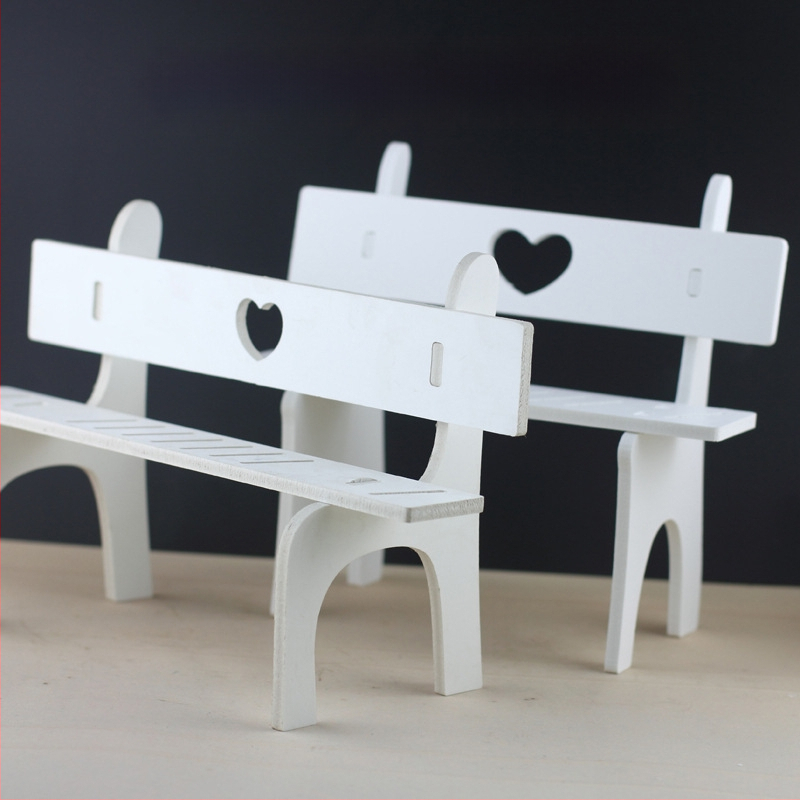 Remeselná visiaca ozdoba Freddy – doska z dreva a plastu, vidiecky štýl