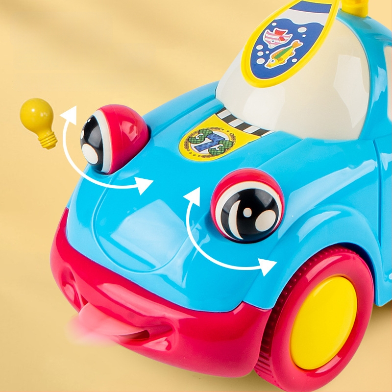 Ťahané detské autíčko s dvojitým ramenom, zvonček a pohyblivé oči; plastová konštrukcia; balené v sáčku; pre vek 4–6 rokov.