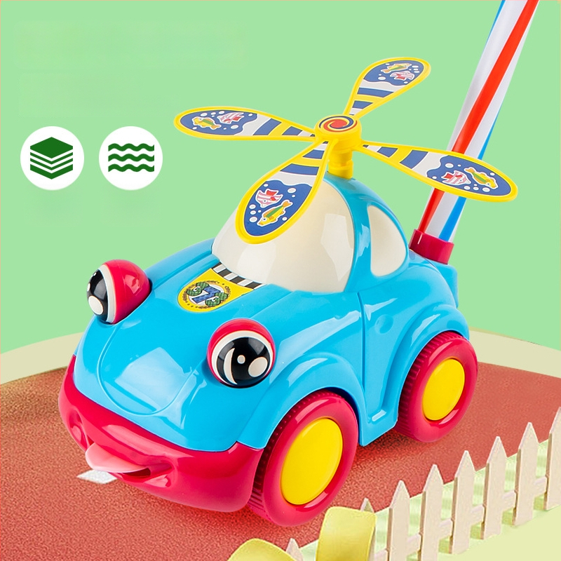 Ťahané detské autíčko s dvojitým ramenom, zvonček a pohyblivé oči; plastová konštrukcia; balené v sáčku; pre vek 4–6 rokov.