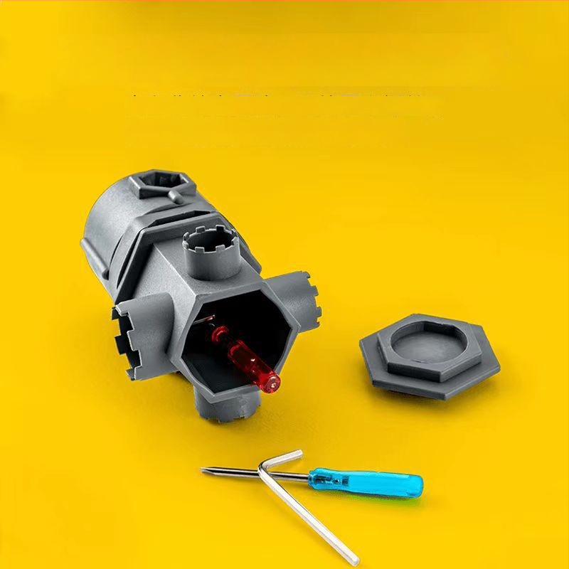 Kuchynský a kúpeľňový multifunkčný kľúč na demontáž a inštaláciu aerátora kohútika, vnútorného jadra ventilu, plastová konštrukcia, moderný minimalistický dizajn