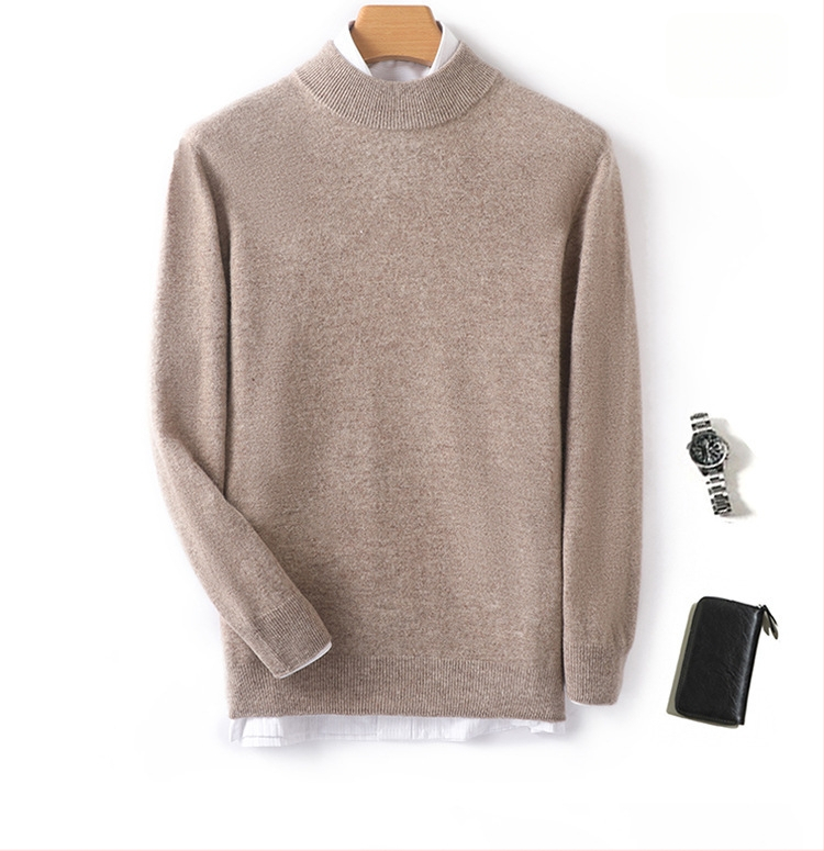 Pánsky sveter z 100% vlny, polovične vysoký golier, dlhé rukávy, priliehavý strih, zima