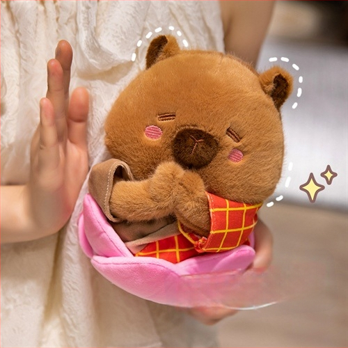 Kapibara plyšová hračka v štýle Budhu s popcornom a hranolkami — ultra jemný krátky plyš, výplň z peny, farebná škatuľka (vek 0–3 rokov)