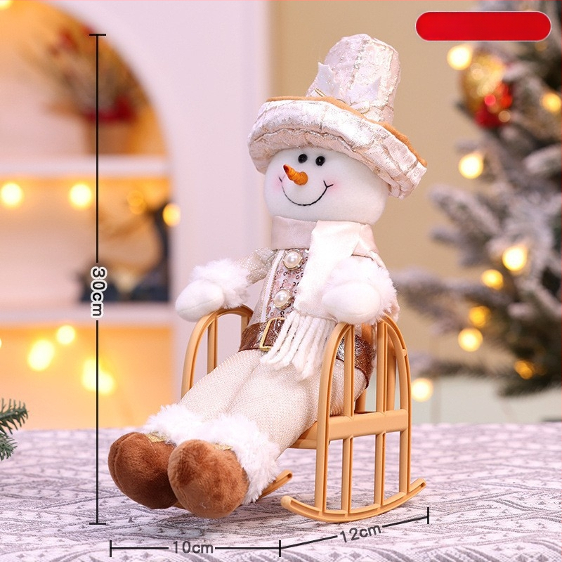 Vianočná retro bábika z textilu, sediaca figúrka, štýl kreslený, vianočná dekorácia