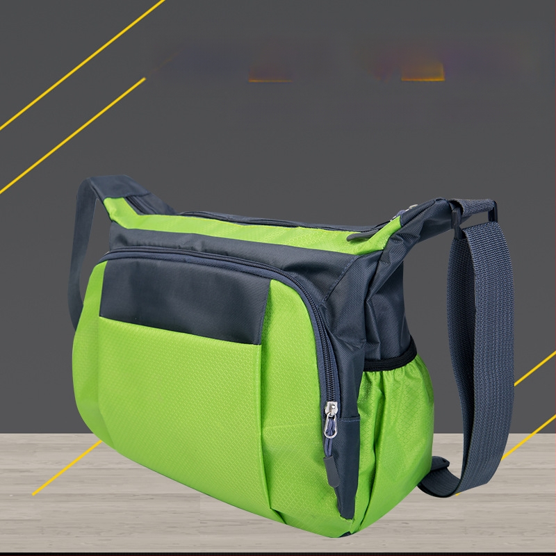 Cestovná taška cez rameno, Oxford látka, kapacita 20–35 L, nepremokavá a odolná voči opotrebeniu, logo na mieru