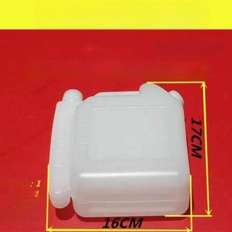 Dvaktinio variklio alyvos maišymo indas — didelė talpa, tinkamas pjūklams, vejapjovėms ir gyvatvės genėjimo įrankiams