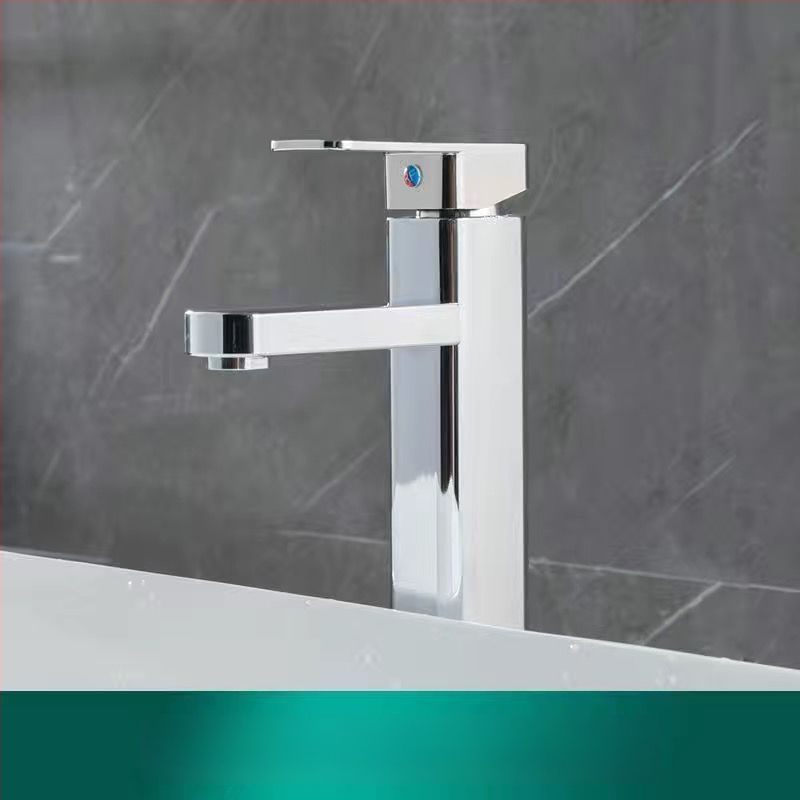 Umývadlový batéri do kúpeľne – meďné telo, keramický disk ventilu, povrch pečený náterom, špirálové otvorenie, jednospojový systém