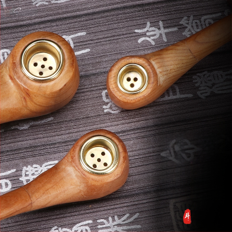 Forten täispuidust pipe, käsitsi poleeritud klassikaline disain, logotüübi printimise võimalus, mitu konfiguratsiooni, karp 300 tk