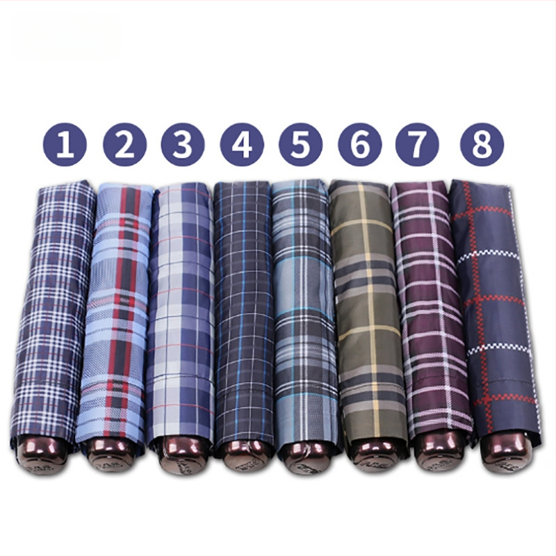 Paradise dáždnik: trojskladaný kockovaný vzor, 10 oceľových lúčov, látka z polyesteru 210T, ručné otváranie, UPF >40