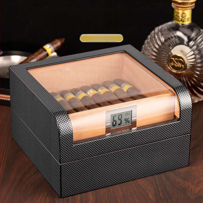 Humidor na cigary – Snow pine – Ručne vyrobený – Kapacita 50 kusov – Pôvod Guangdong