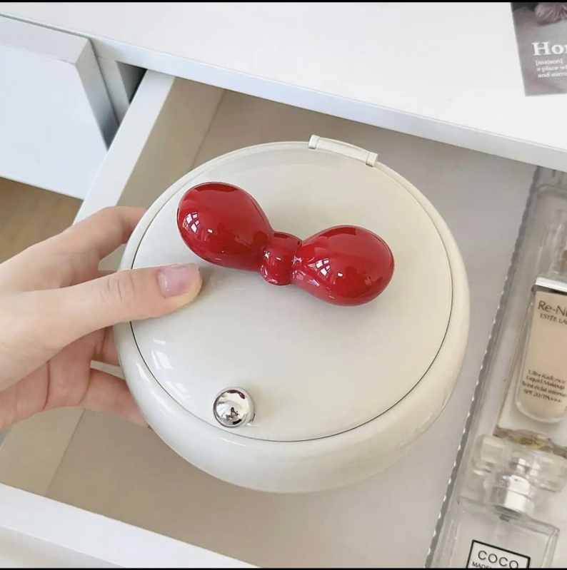 Prenosný vreckový šijací box kit — ABS materiál, jednoduchý štýl, možnosť prispôsobenia