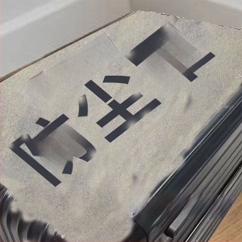 Plastové prachové kryty na skladovacie boxy a batožinu | prachotesný a vlhkostiodolný | kuchyňa, spálňa, obývačka