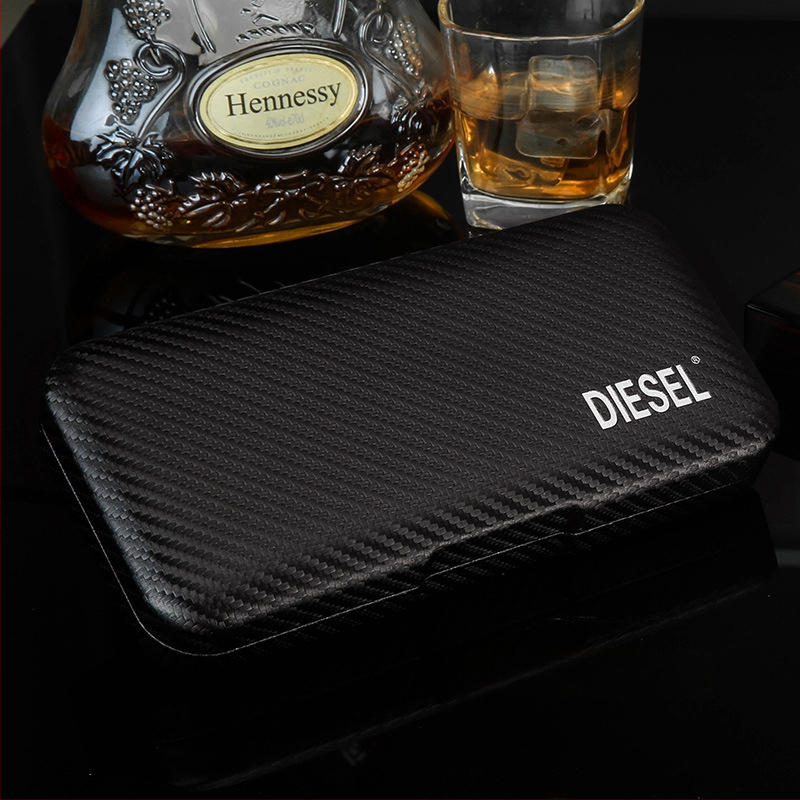 Pārvadājamā cigāru kastīte, materiāls Cortex, stils Light Luxury, manuāla darbība