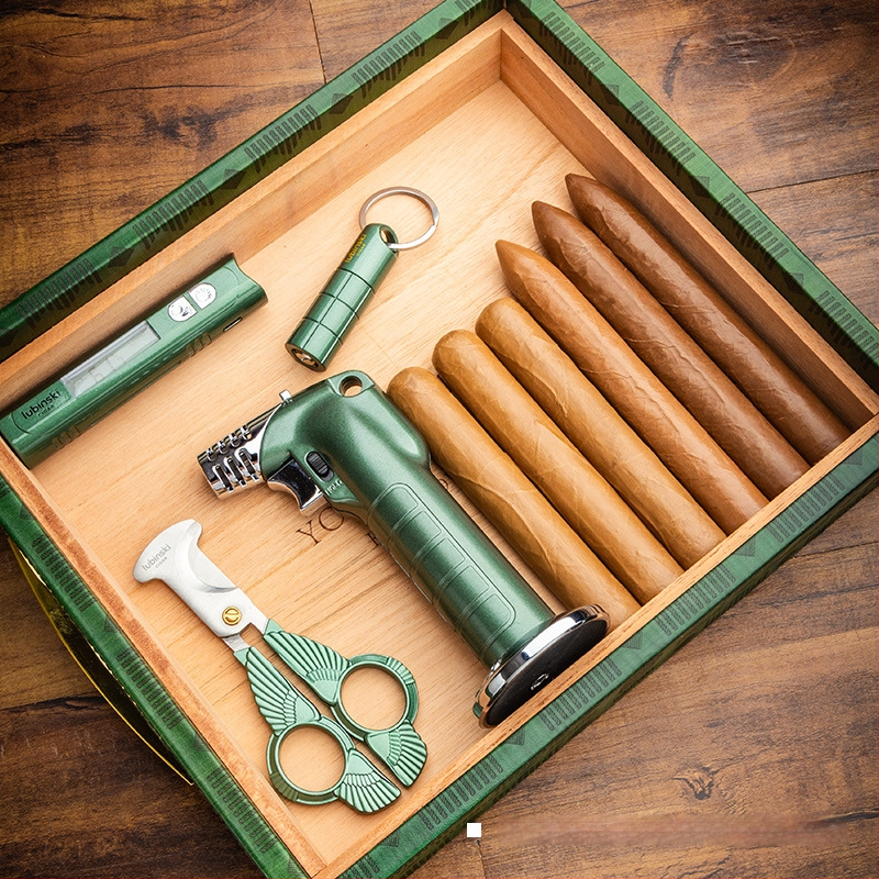 LUBINSKI Dvojposchodový tanier na cigary z cedrového dreva, prenosný, veľká kapacita, model YJA-13044