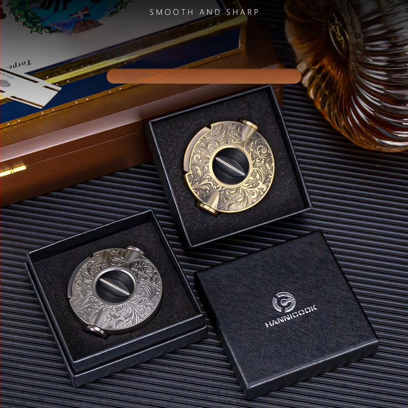 HANNICOOK Zigarové nožnice - Tri v jednom: V-tvarná čepeľ zo zinkovej zliatiny a nehrdzavejúcej ocele, kliešte na cigarety, poloautomatický dierovač, prispôsobiteľné