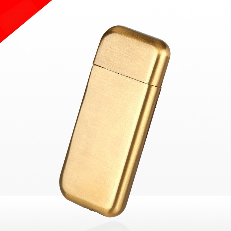 Zapaľovač s kovovým telom, butánové palivo, vetruodolný dizajn, s potlačeným logom