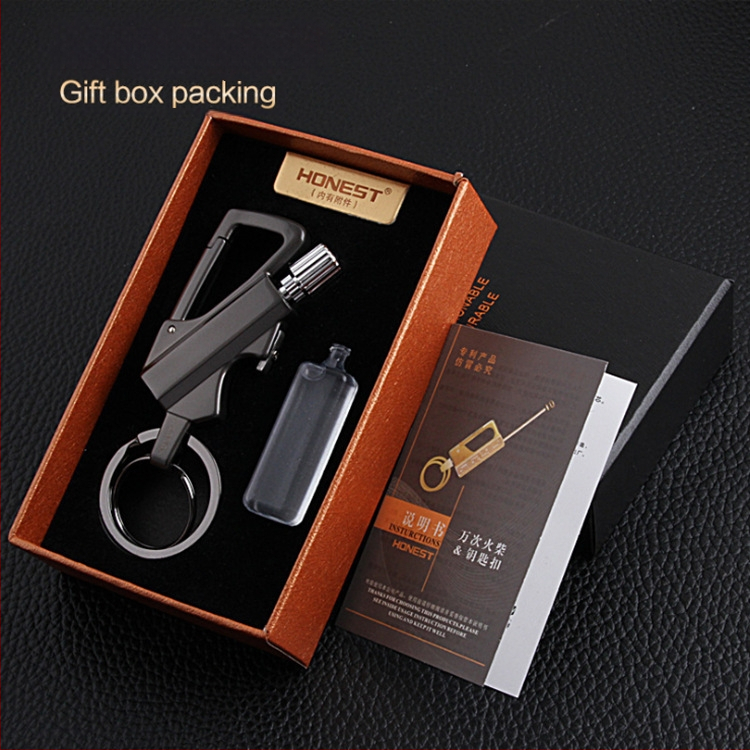 Viacúčelová kerosénová zapaľovač s príveskom a osvetlením, kovové telo (Materiál: Kov; Palivo: Kerozín; Prívesok; Osvetlenie; Tlač loga: Áno)