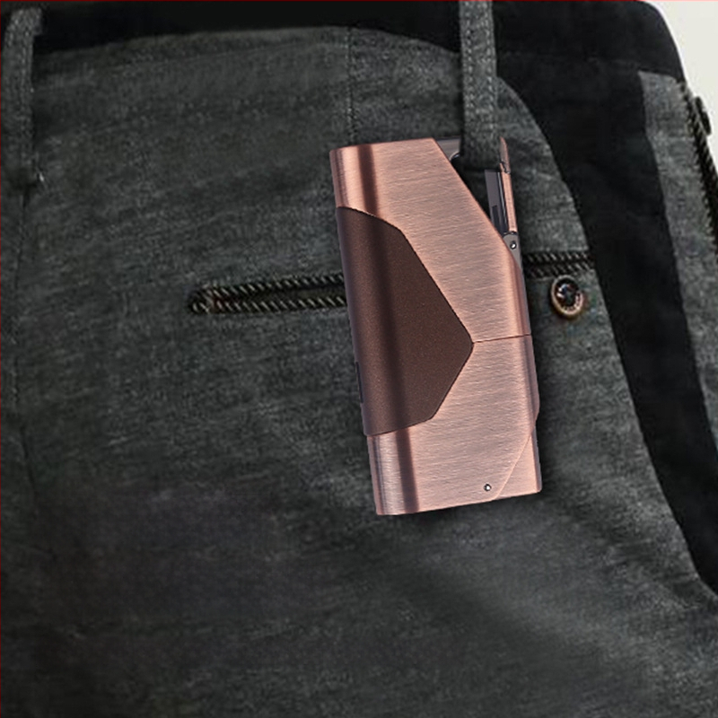 Vetruodolný kovový zapalovač s kľúčenkou, butánové palivo, tlač loga k dispozícii