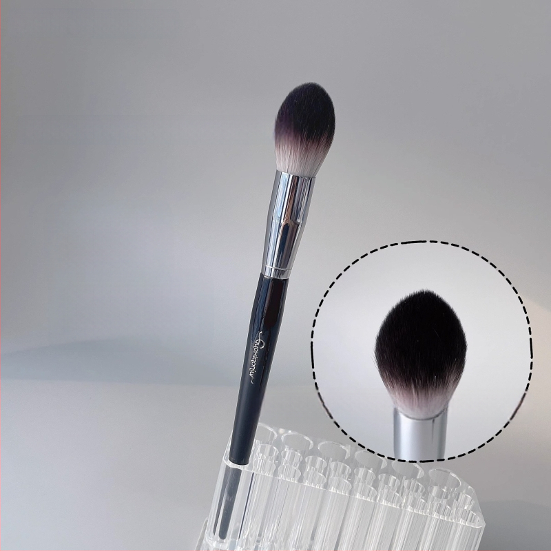 Esiletõstuspintsel – sünteetilised karvad, puidust käepide, pikk vars, 1 tk