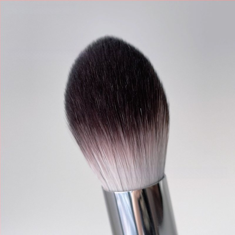 Esiletõstuspintsel – sünteetilised karvad, puidust käepide, pikk vars, 1 tk