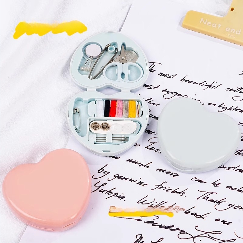 Õmbluskomplekt - Südamekujuline mini reisikast, kaasaskantav ja praktilised õmblustööriistad, 500 tk, 0,02 kg, Uus Hiina stiil