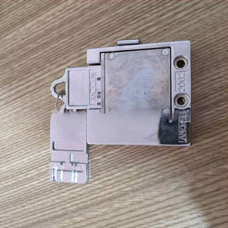 Numbrilukk kappide ja riidekappide jaoks — tsingisulam, kaasaegne minimalistlik disain