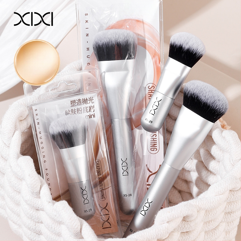 Xixi aluskreemipintsel, 1 tk, alumiiniumist käepide, pakendatud kotikeses, pehmed karvad, kaasaskantav