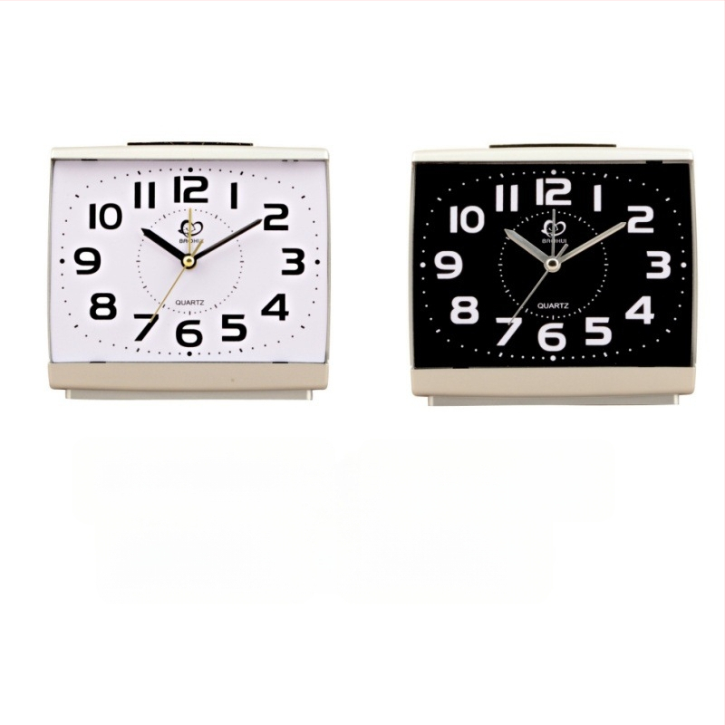 Laua kell K10 – vaikne äratuskell, suured numbrid ja öine valgustus, patareidega toidetav, ühesuunaline, plastikust korpus