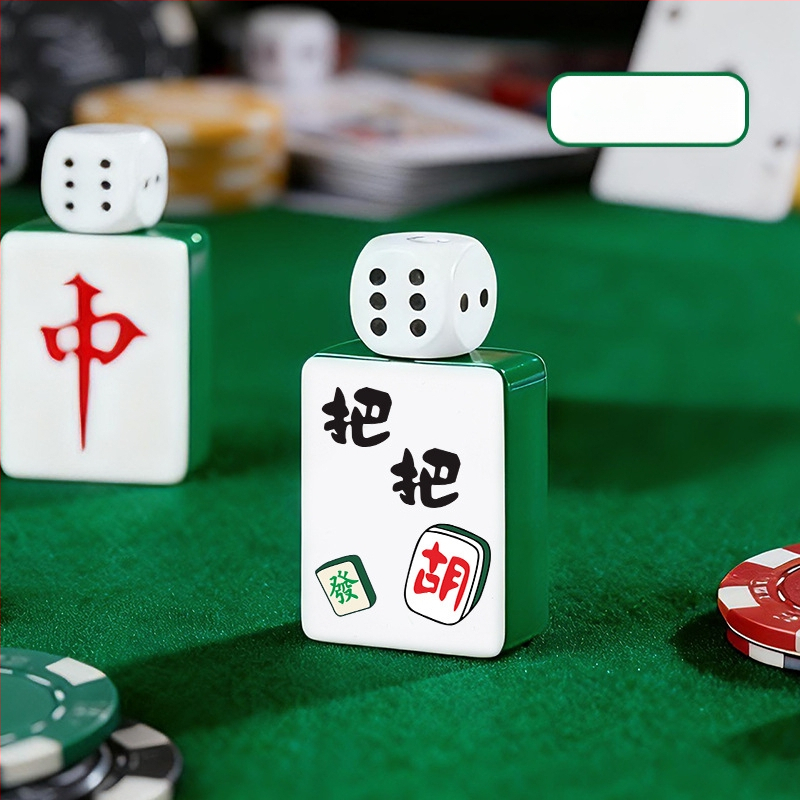 Tsinkide sulamist tuluke, pöörlevate kaardike ja mahjongi kujundusega, tuulekindel, dekoratiivne, reguleeritav leek (AW906)