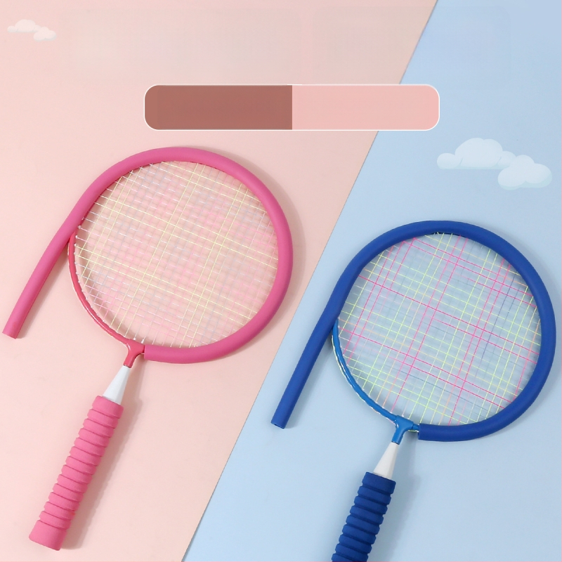 Lastele mõeldud sulgpallitrakettide komplekt – kahekordsed raketid, raami materjal raua sulam, kaal 95–100 g, külgsuunaline löök, sobib lauamängudeks ja sulgpalliks