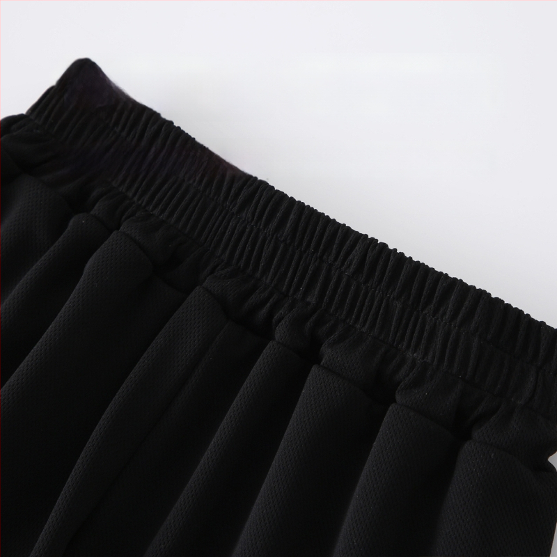 Vaikų greitai džiūnantis sportinis komplektas su trumpomis rankovėmis ir kelnais, 93% poliesteris + 7% elastanas, poliesterio pamušalas, sporto raštas, amžiaus grupė 7–12 metų