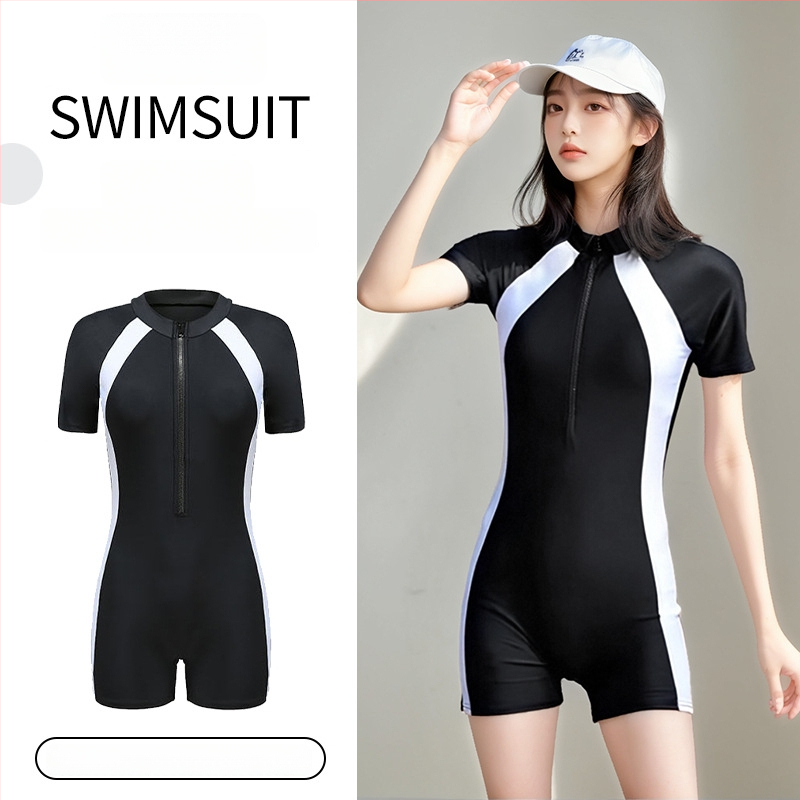 Moterų viengubis plaukimo kostiumas su krūtinės pagalvėlėmis, greitai džiūsta, UV apsauga, liekninantis siluetas, pilvo dengimas, trumpomis rankovėmis, spalvų derinimo raštas