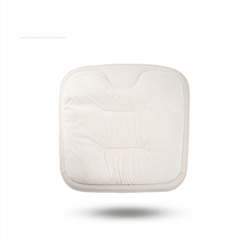 Automobilio sėdynės pagalvėlė - paviršius: vilnonė megztinė; užpildas: flanelės medvilnė; žiemai; komplektas iš kelių dalių