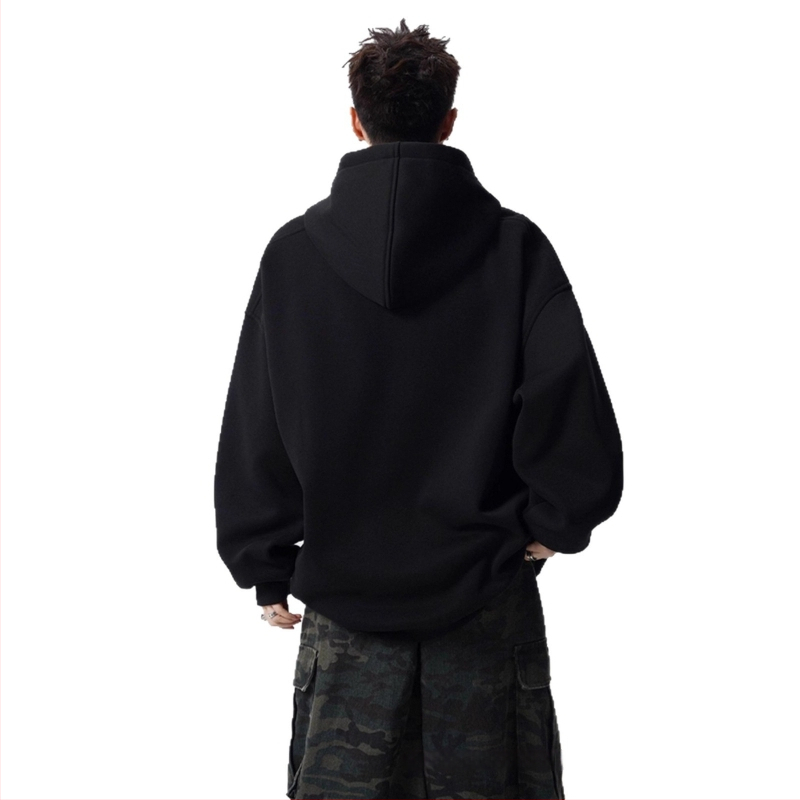 Pulóver kerek nyakú, vastag poliészter-keverék, laza szabás, hosszú ujjú, oldalsó zsebek