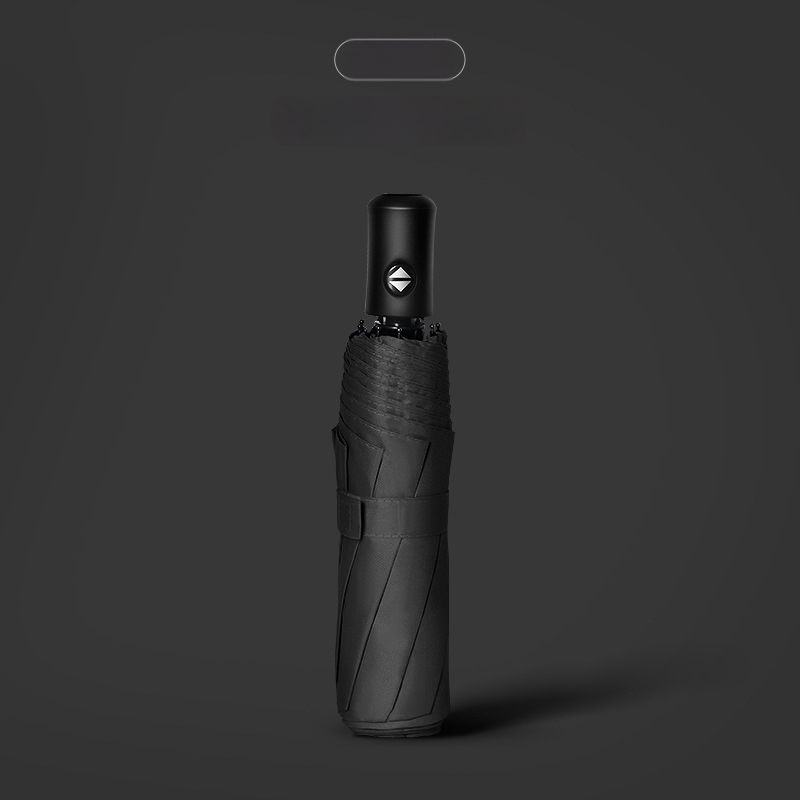 Automātisks trīsdaļīgs lietussargs ar 8 ribām, plastmasas kupols, alumīnija rokturis