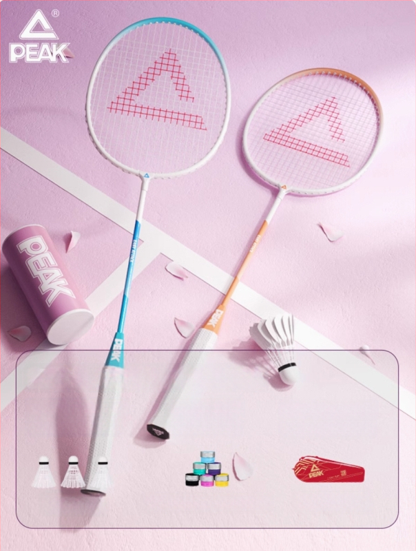 Peak badminton raketė, itin lengvas anglies pluošto rėmas, svoris 95–100 g, rankenos storis G4, raketės tipas: tiesus