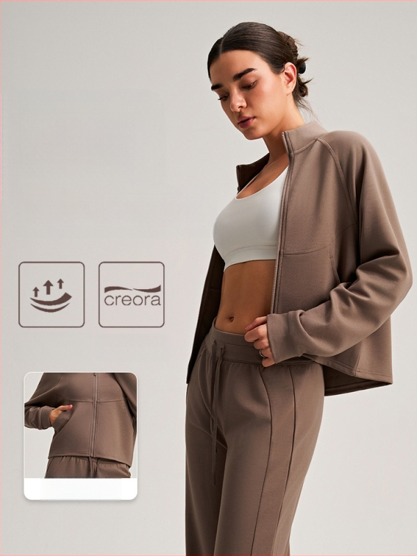 Moteriška sportinė išorinė striukė su aukšta apykakle, ilgomis rankovėmis, siaura silueta, didelė kišenė, rudens kasdienis stilius