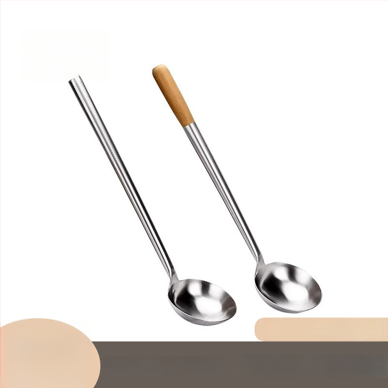 Virtuvės šaukštas, nerūdijančio plieno korpusas, rankena medinė arba plieninė, neslidus dizainas