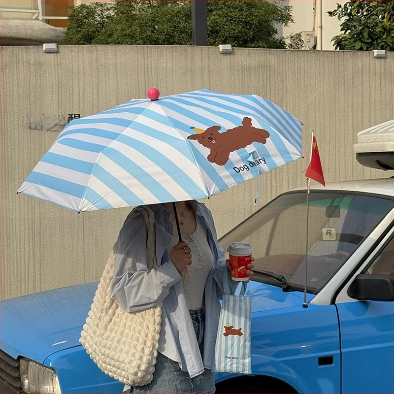 Automatinis sulankstomas skėtis saulėms ir lietui, UV apsauga UPF>50, 8-ribių rėmas iš lydinio, 190T poliesterio audinys, tvirta medinė rankena