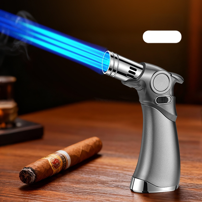 Trīs liesmas vēja izturīgs aizdedzinātājs cigārām un āra grilēšanai, butāna degviela, metāla korpuss