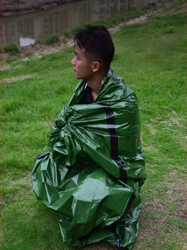 Išskirtinis miego maišelis lauko kempingavimui – PE užpildas, PE pamušalas, PE audinys, vokų konstrukcija, svoris 137 g