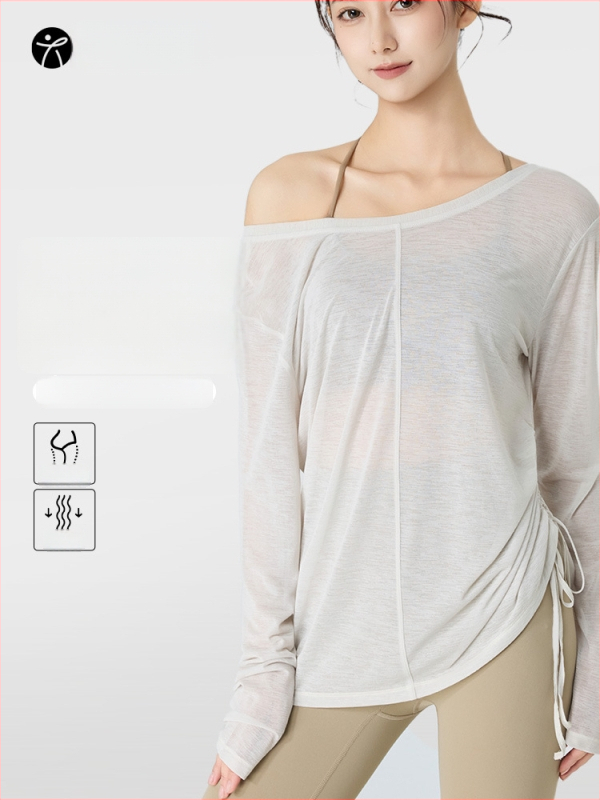 Jogos hoodis su gobtuvu – kvėpuojantis, laisvas pjūvis, ilgis virš klubų, 100% poliesteris