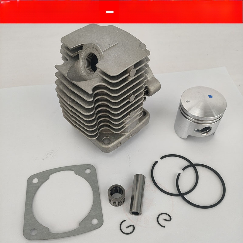 40F-6 benzininiam varikliui cilindrų rinkinys: cilindro blokas, stūmoklio žiedas, cilindro įdėklas žolės pjovimo įrankiui