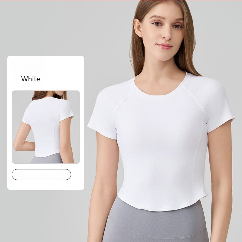 Moterų SNU Naked-Feel sportinis topas – siauras pjūvis, trumpomis rankovėmis, liemens ilgis, nailonas 91% / spandeksas 9%, skirtas bėgimui, fitnesui ir jogai