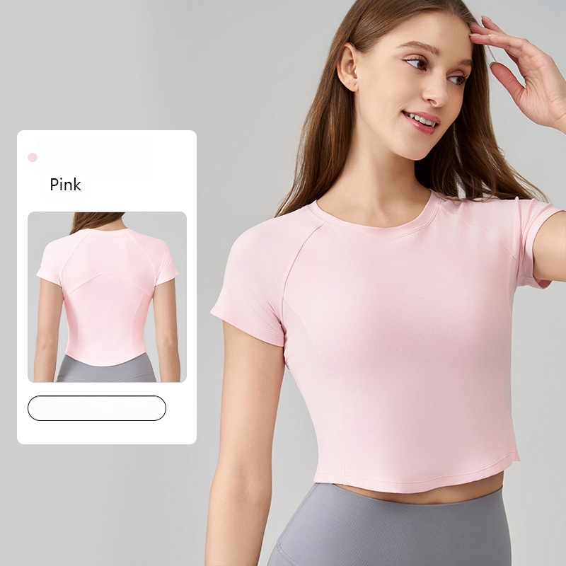 Moterų SNU Naked-Feel sportinis topas – siauras pjūvis, trumpomis rankovėmis, liemens ilgis, nailonas 91% / spandeksas 9%, skirtas bėgimui, fitnesui ir jogai