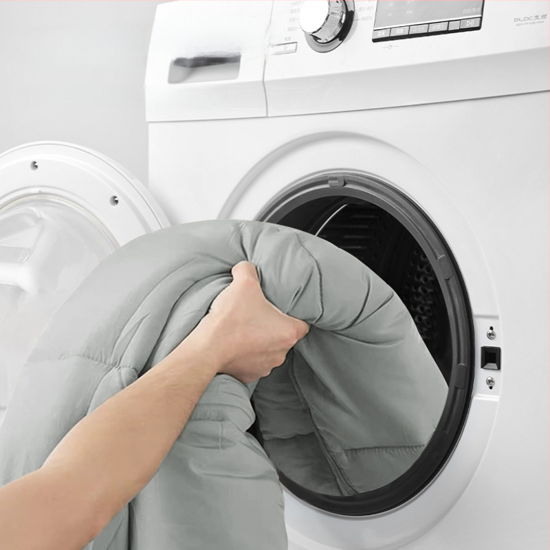 Išorinis kemperių miegas maišas aplanko stiliuje, keturių sezonų šiluma; užpildas: be klijų medvilnė; įdaila ir audinys: Chunya Spinning; konstrukcija: aplankas; tinkamas suaugusiems