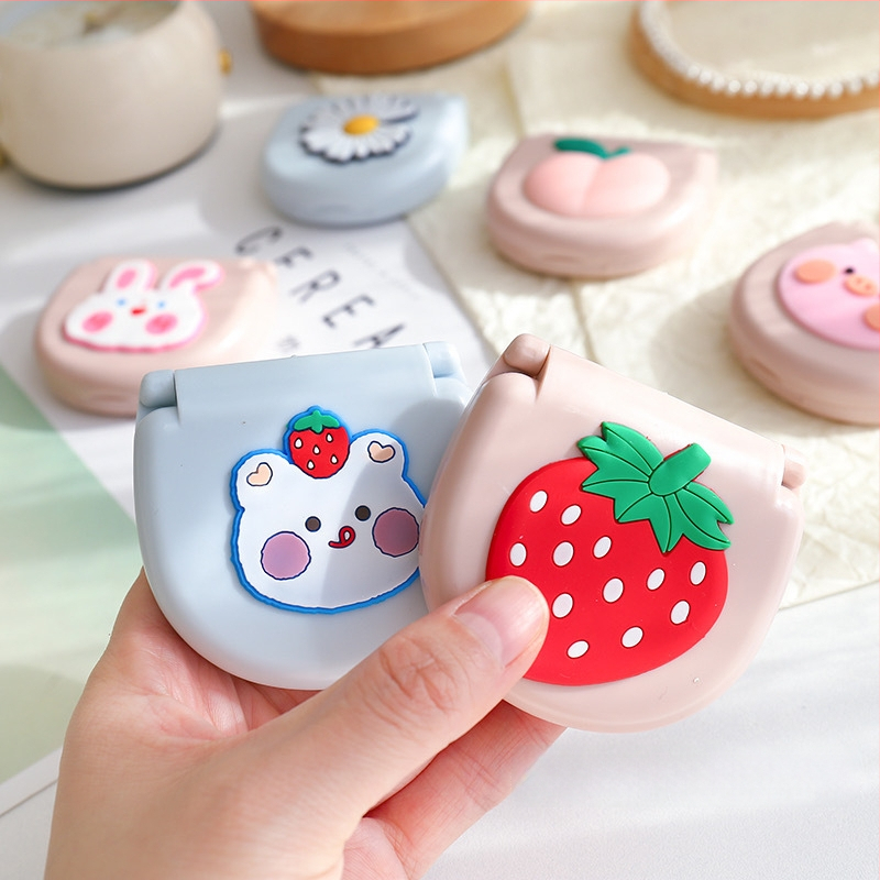 Adatos dėžutė - Mielas animacinio stiliaus nešiojamas siuvimo rinkinys, 500 vnt/ dėžutė, prekės kodas C218, svoris ~42,2 g, užsakymo apdorojimas