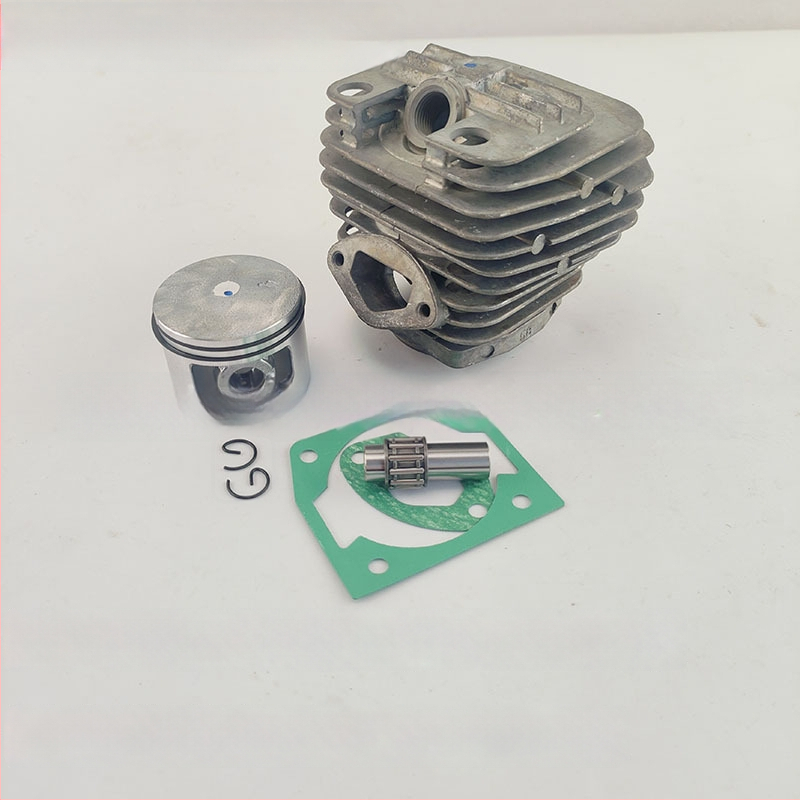 Grandinėms pjovimui: cilindras, stūmoklio žiedas ir adatiniai guoliai komplektas, modelis 5200/58