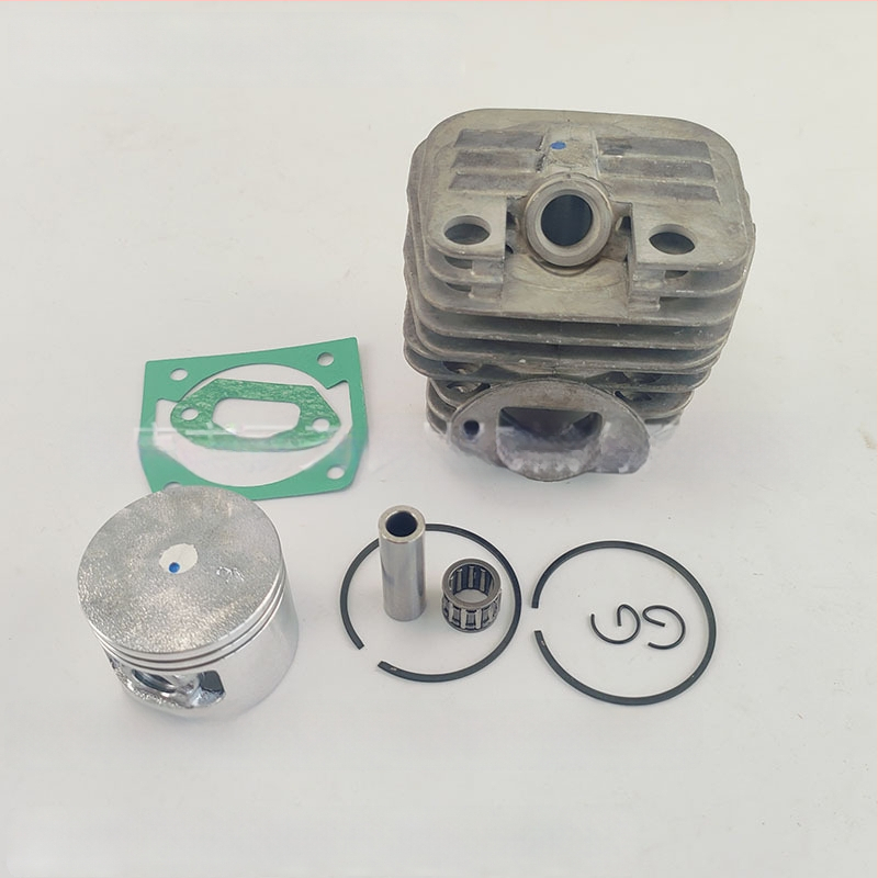 Grandinėms pjovimui: cilindras, stūmoklio žiedas ir adatiniai guoliai komplektas, modelis 5200/58